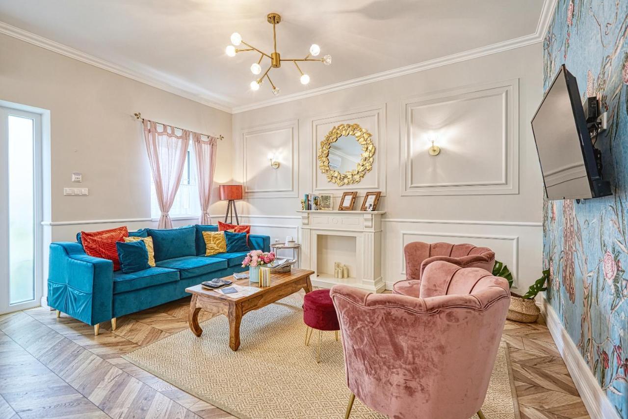 The Doors Boutique Apartments Mosonmagyaróvár Εξωτερικό φωτογραφία