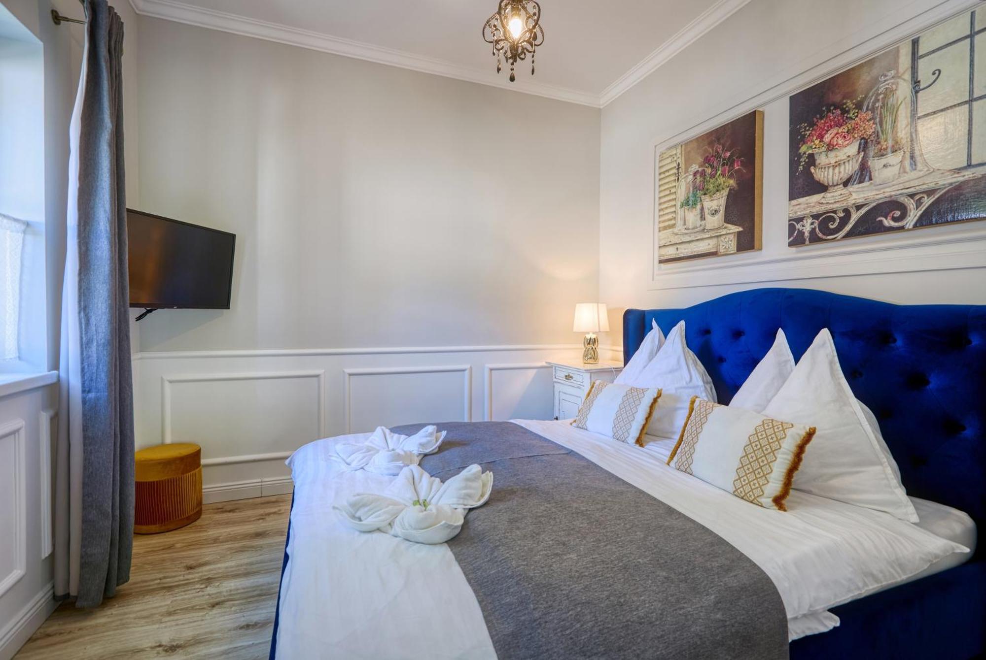 The Doors Boutique Apartments Mosonmagyaróvár Εξωτερικό φωτογραφία